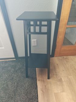 Plant stand