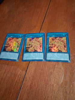 Yu-Gi-Oh card lot the true Sun God lot of three $10