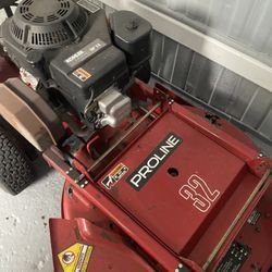 Toro Pro line 32”