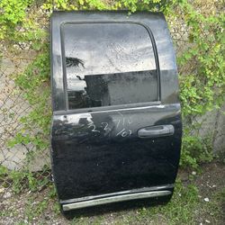Puerta Dodge RAM 2004