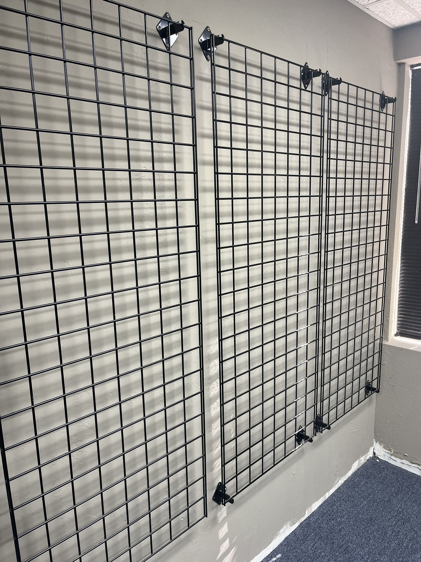 Grid wall Panels And Hangers