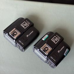 Flashpoint r2 t n transmitter (plus backup one)