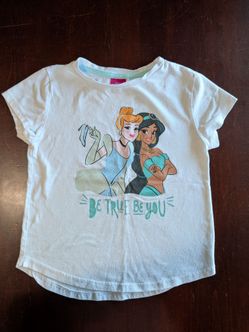 Girls Disney Princess Shirt Size 7 - Everett, WA