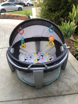 Fisher price baby dome portable bassinet and play space