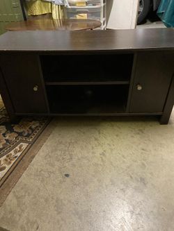 Very Nice Tv/entertainment Table Oak Wood