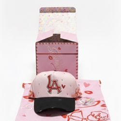 31 Hats Valentine Drop 