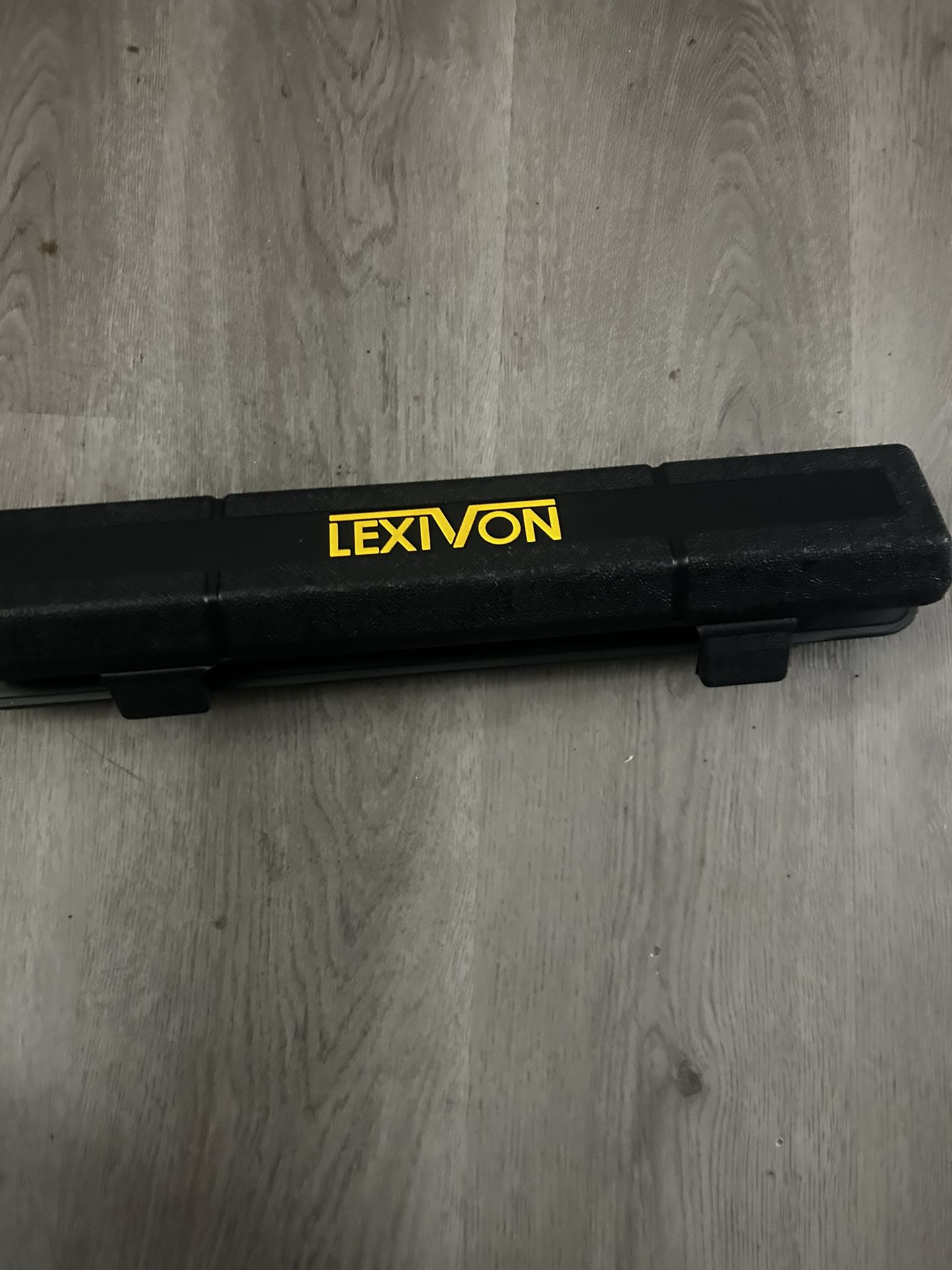 Lexivon 1/2-inch Drive Click Torque Wrench 10-150lb/13.6-203.5nm