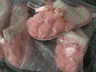 Slippers size 7