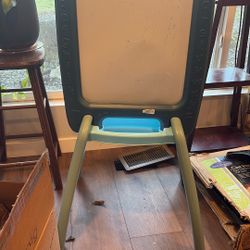 Kids Easel -Must Go today 