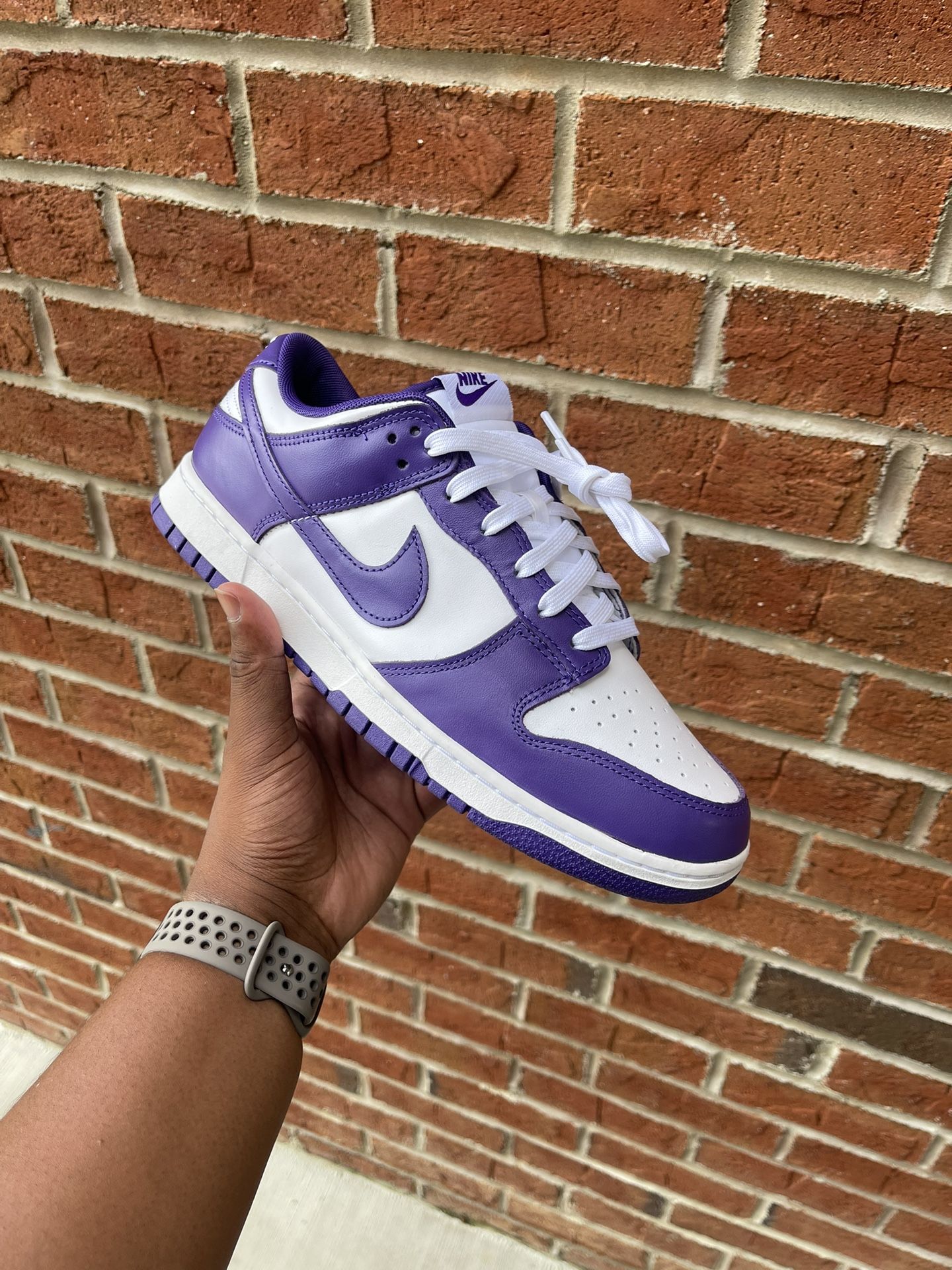LIKE NEW CHAMPIONSHIP PURPLE DUNKS