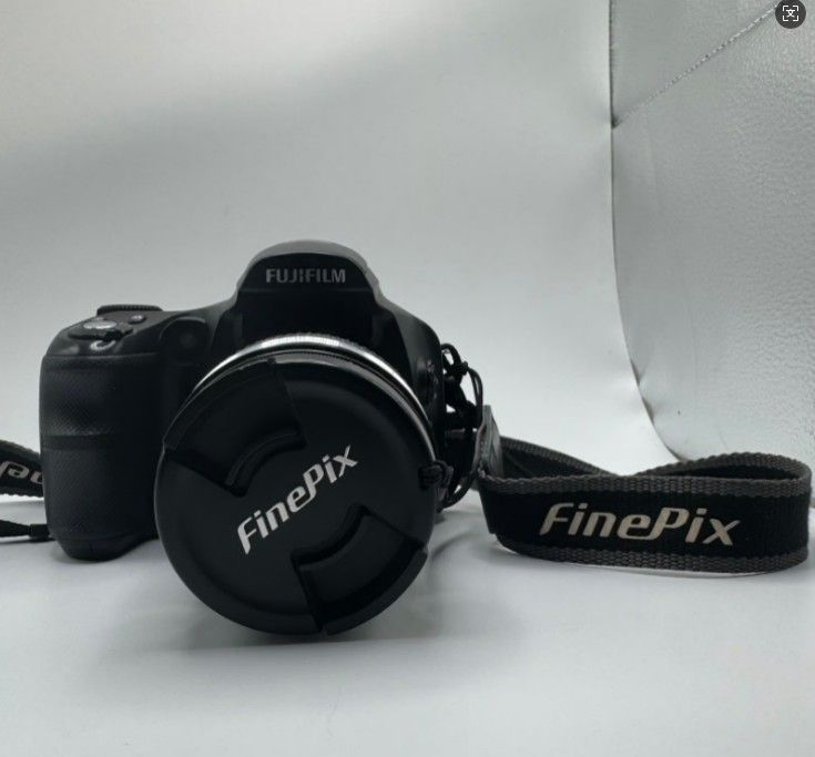 Fujifilm Finepix S6000fd Camera