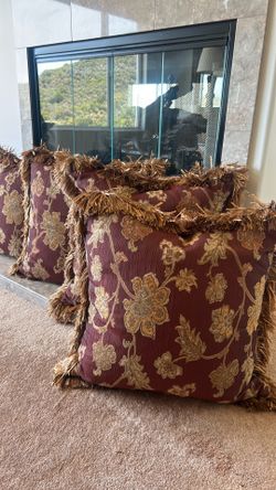 Decorative pillows