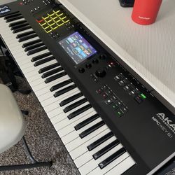 MPC KEY 64 keyboard