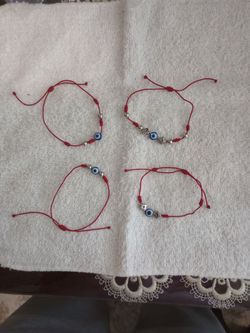 Pulseras de Hilo Para El Mal De Ojo. 