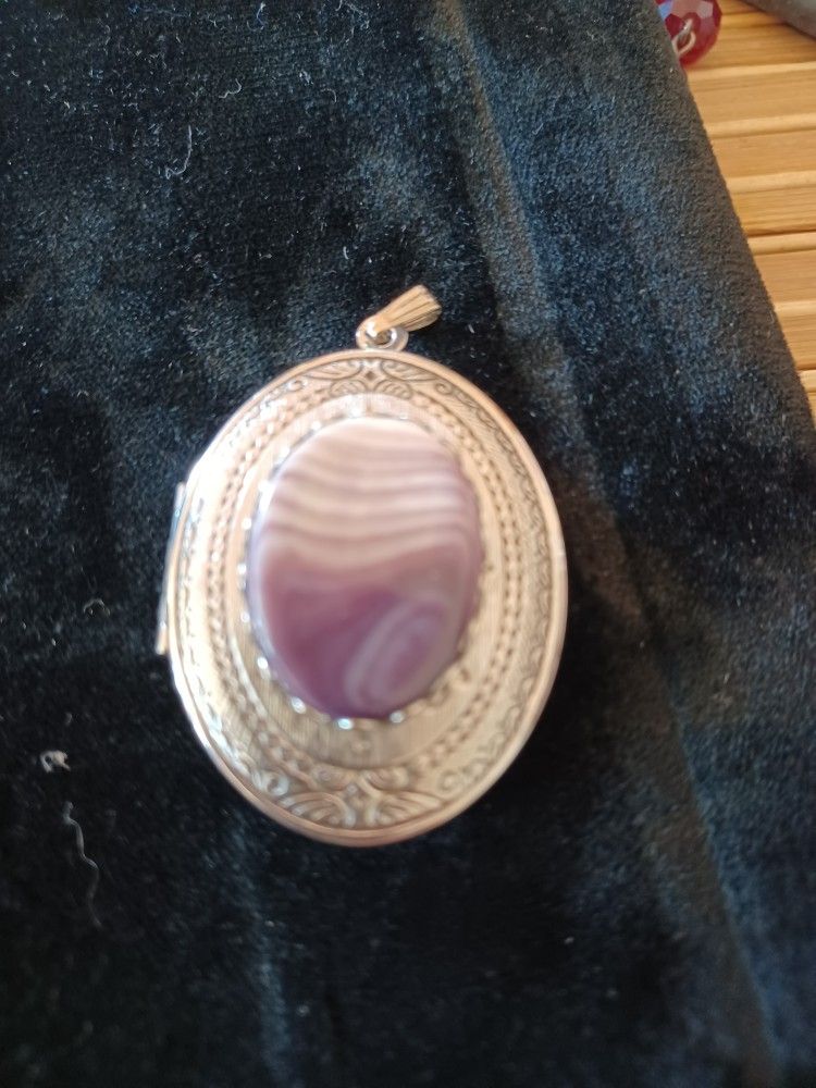 Locket