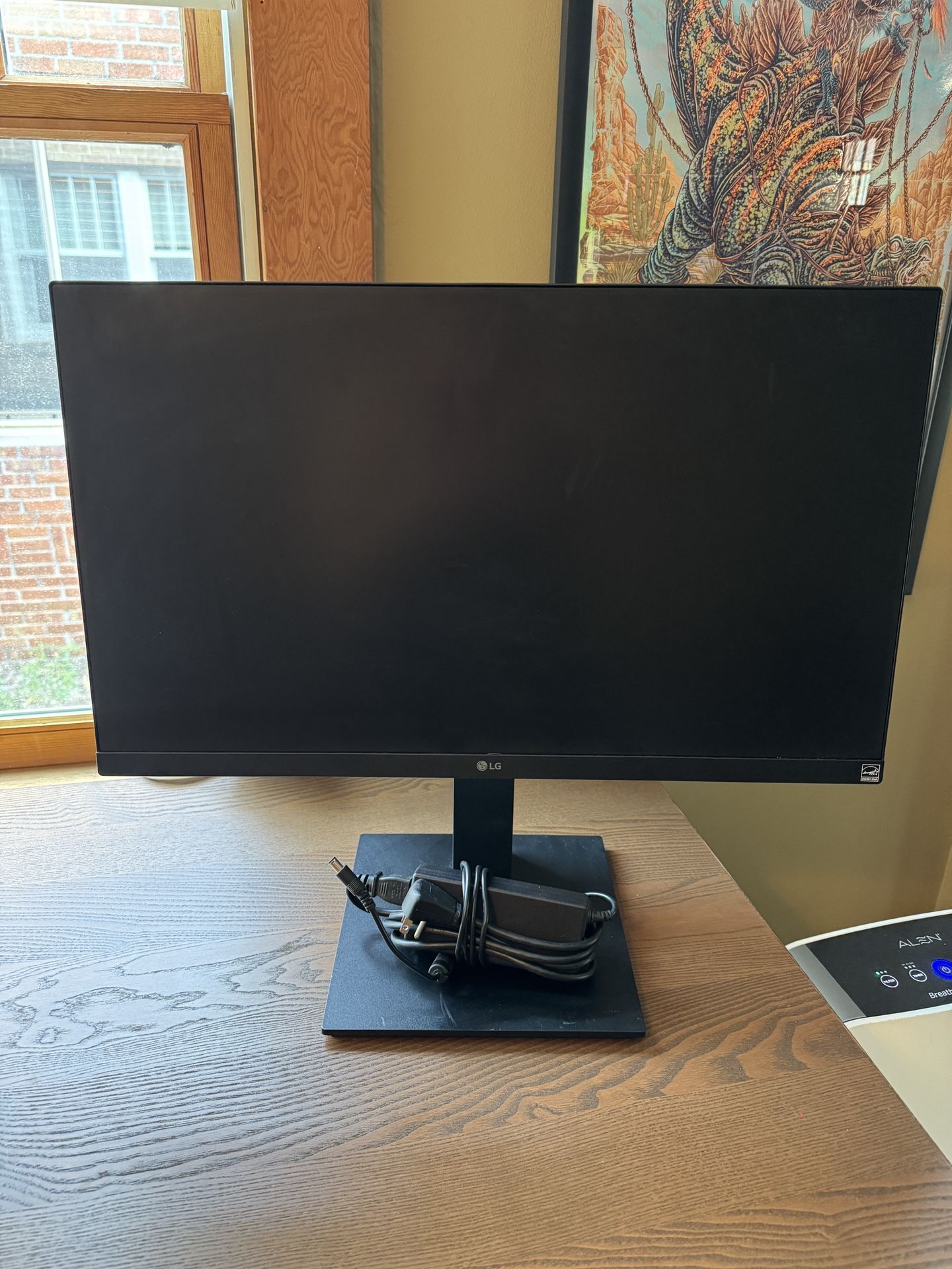 LG Monitor : 24BL650C-B monitor