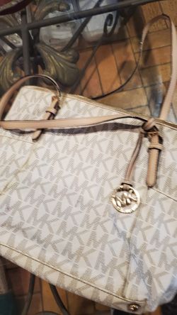 MK Purse 50$