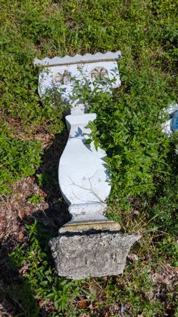 Free stone mailbox