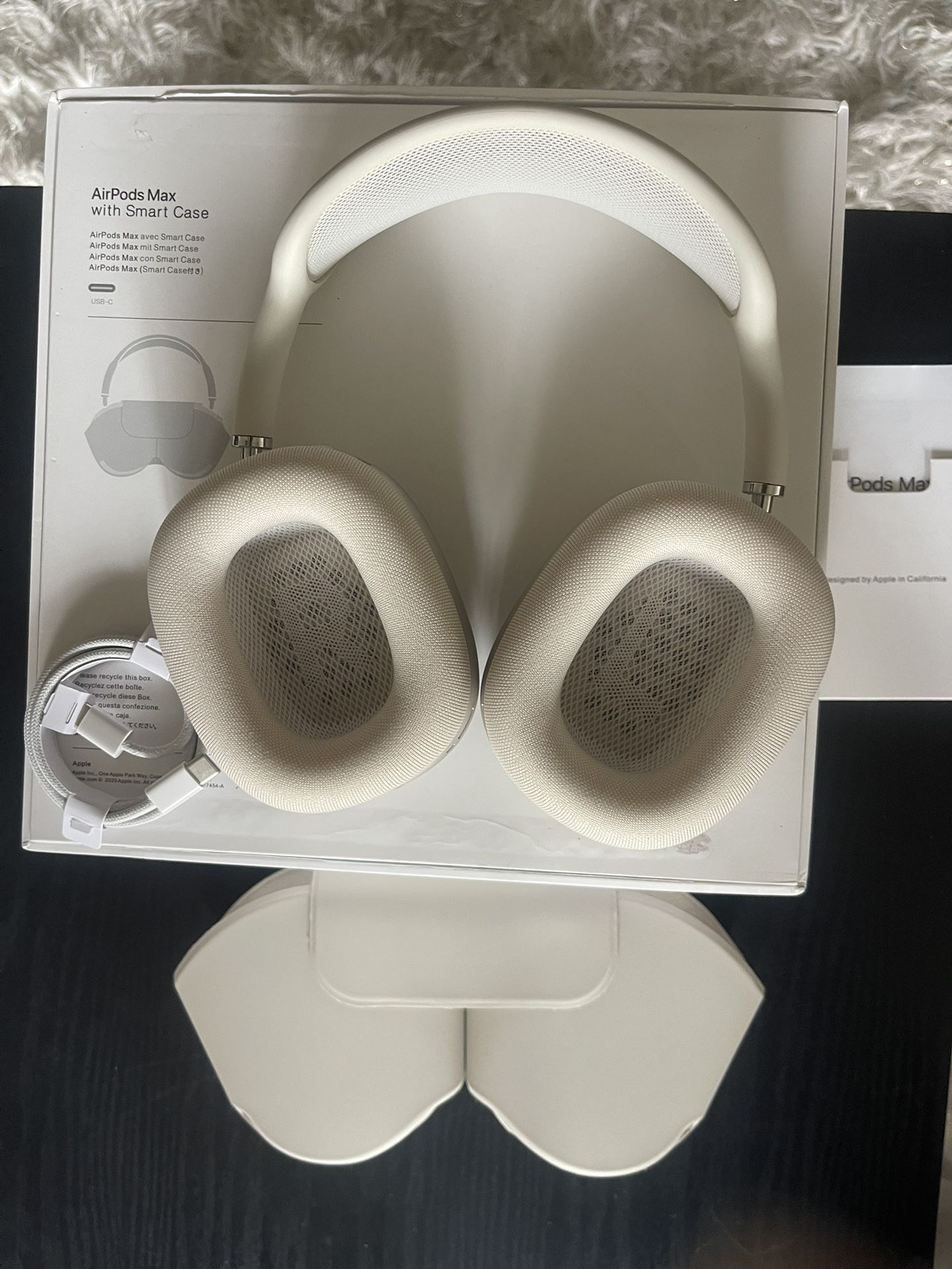 Airpod Maxes With Smart Case