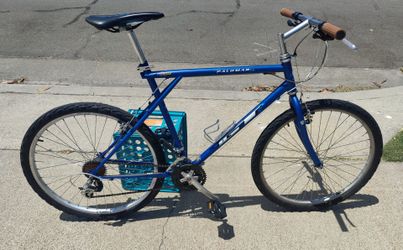 GT Mountain Bike Vintage Retro MTB Bike Blue