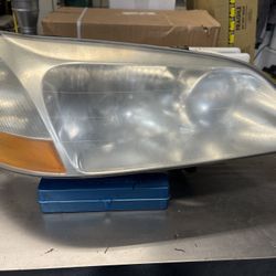 2001 Acura CL headlight