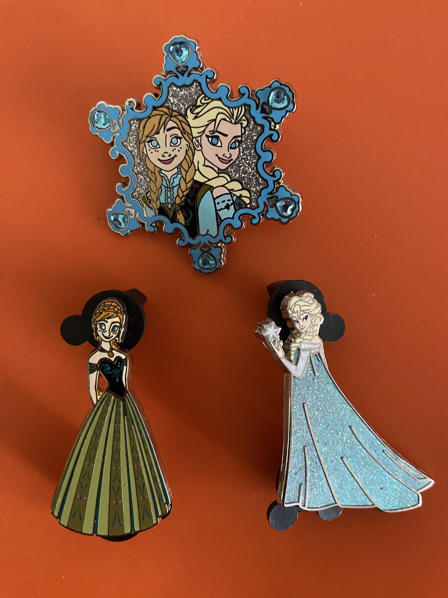 Disney Frozen Collectible Pin Set