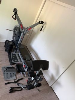 Bowflex Revolution Home Gym – Complete with Accessories