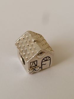 Pandora Sweet Sweet Home Pendant
