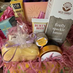 Mother’s Day Be Pollen Inspired Gift Box
