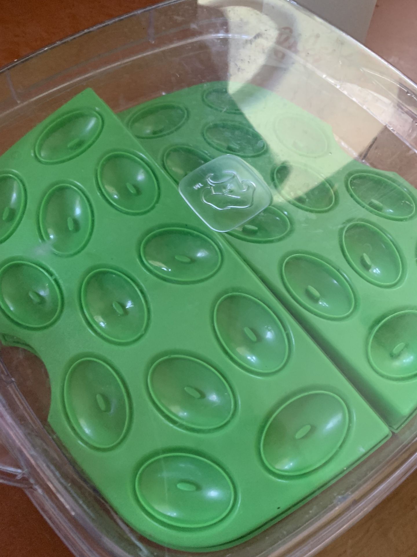 Pamper chef Tray With Trays