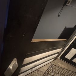 Headboard/cavesera & box spring