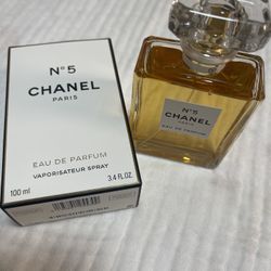 Chanel No5 Women Perfume 3.4oz Never Used 