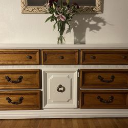 Beautiful Broyhill Drawer 