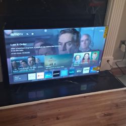 55in Xumo Smart TV