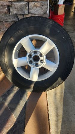 Nissan Armada Rim with Tire