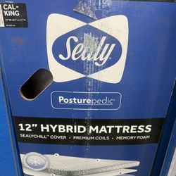 Sealy posturepedic hybrid Cali - king mattress Memory foam. Mattresses. California king