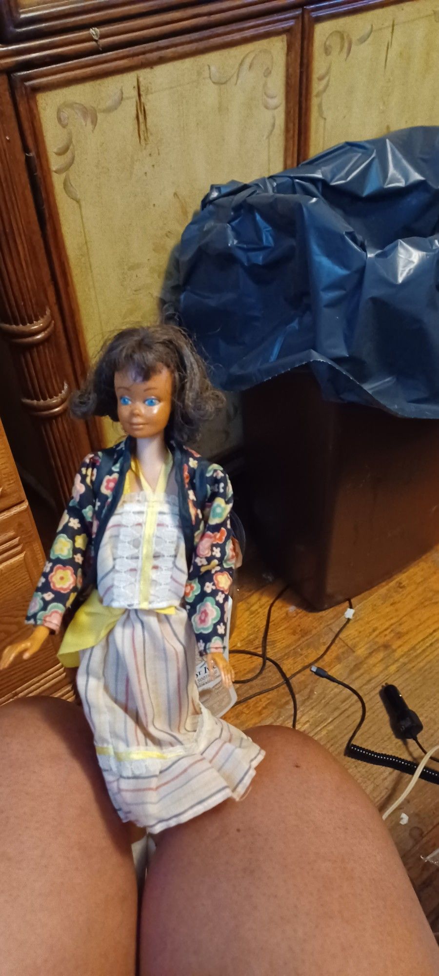 1970S MALIBU BARBIE DOLL WITH CLOTHES