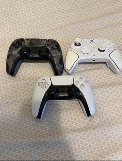 Ps5 controllers and universal controller