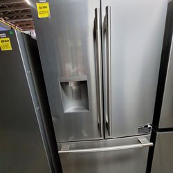 Refrigerator kitchenaid
