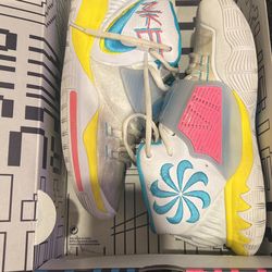 Kyrie Women Basketball Shoes Women 10