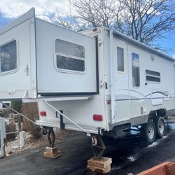 27 Ft Outback Trailer 