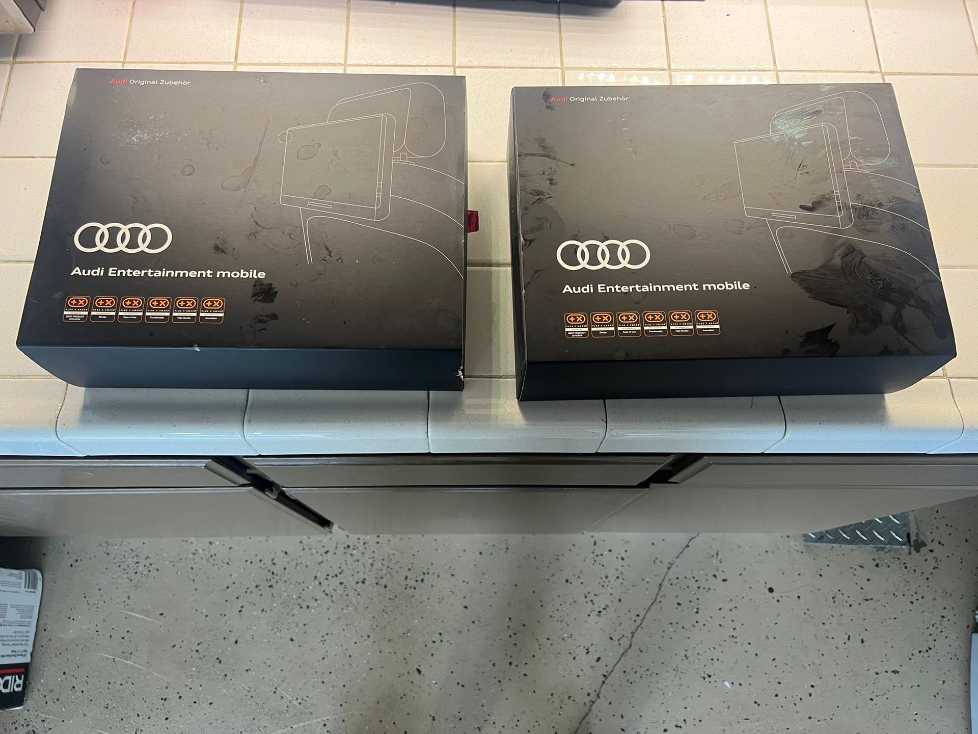 Audi Entertainment Mobile Rear Seat Entertainment - Q7