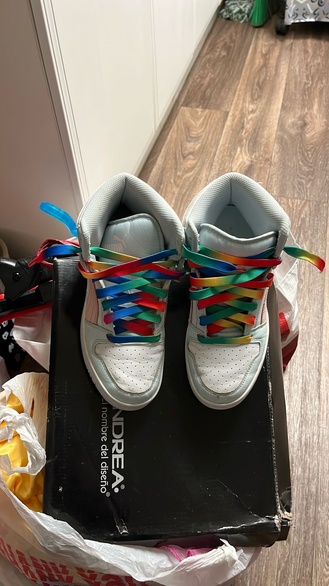 PUMA Women's Tennis Shoes. Size 5C