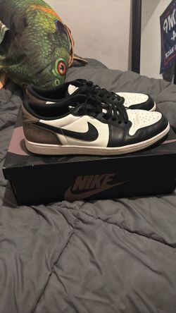 Jordan low mochas