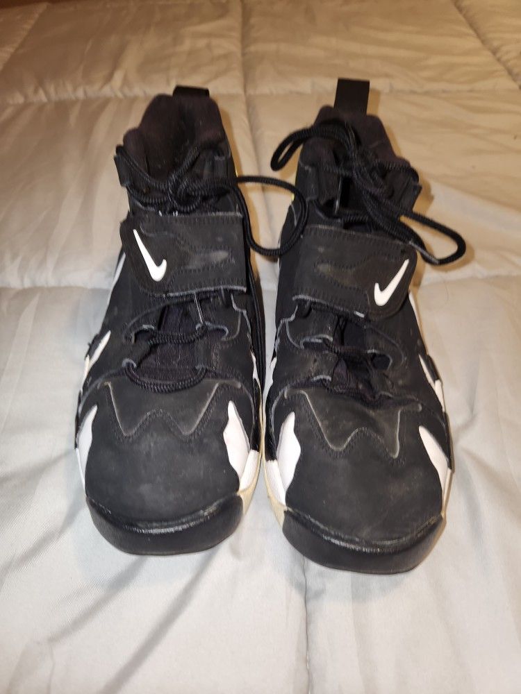 Nike Shoes Black And White 