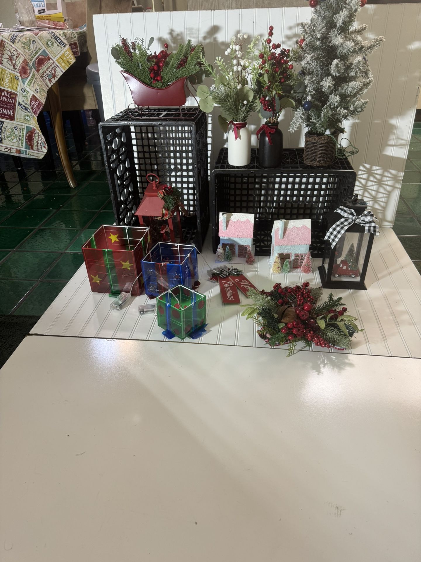 Xmas Stuff / Storage Containers.