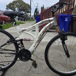 Full Suspension Mountain Bike Medium Size Great Condition Ready to Ride 