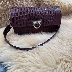 Burgundy Croc (Shoulder)