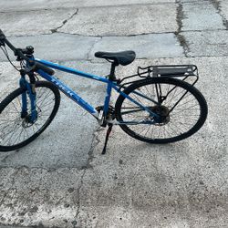 Trek 8.3 DS Mountain Bike 