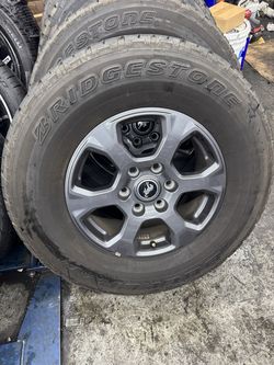 Bridgestone Dueler AT Tires & Ford Bronco Rims